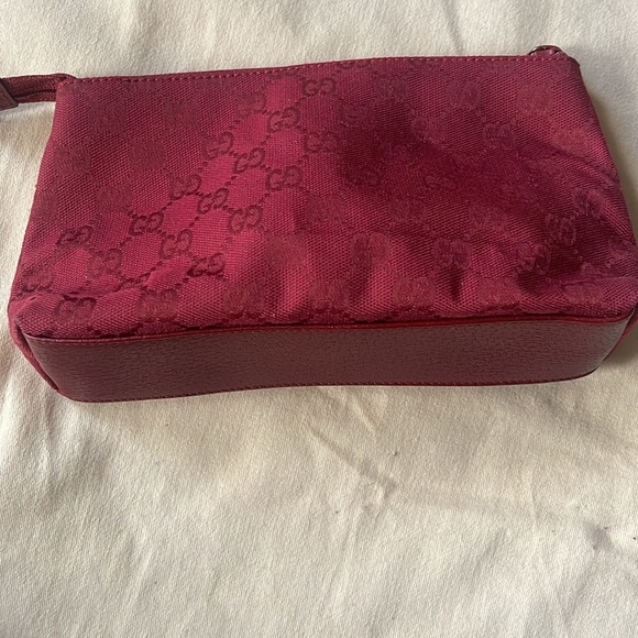Gucci small cosmetic bag. - Picture 6 of 6